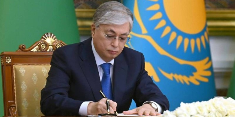 Тоқаевтың бас күзетшісі Қазақстан бокс федерациясының құрметті президенті атанды