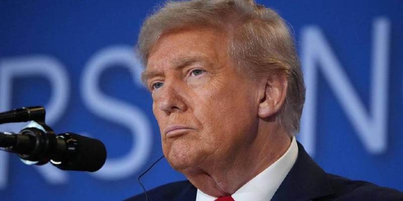Трамп ауырып қалды? Президенттің өзі туралы шұғыл мәлімдеме жасады