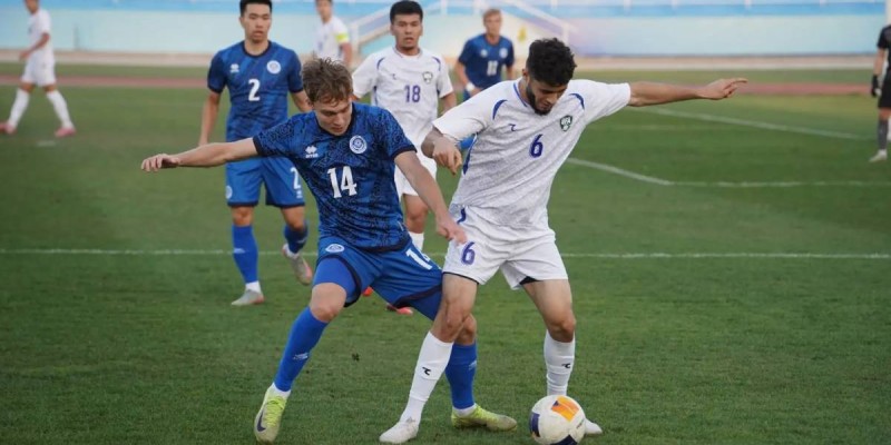 Өзбек мамандары қазақ футболының артта келе жатқанын шегелеп айтты