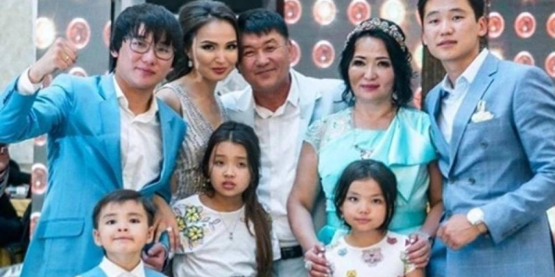Сүйінші, ағайын! Қайрат Нұртастың отбасында тағы бір қуаныш болды (ФОТО)