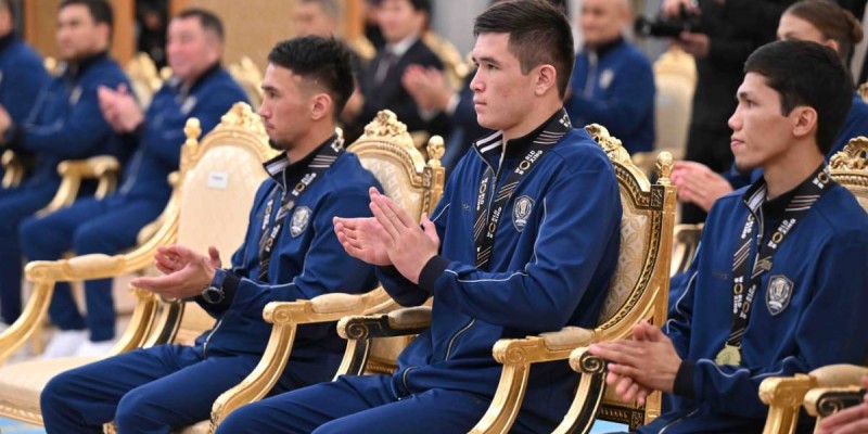 Қазақтар 7 салмақта көш бастады: Бокстан әлемдік рейтинг жаңарды