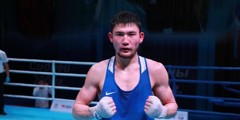Кезінде "курьер" болған боксшымыз ел чемпионатының финалына шықты