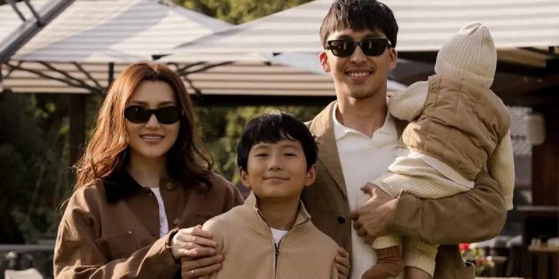 Әнші Райм Ерке Есмаханның үлкен ұлын көрсетіп, мақтанды (ФОТО)