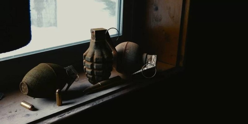 Сұмдық жағдай! Пойыз ішінде ер адам граната жарып, төрт адам қаза тапты