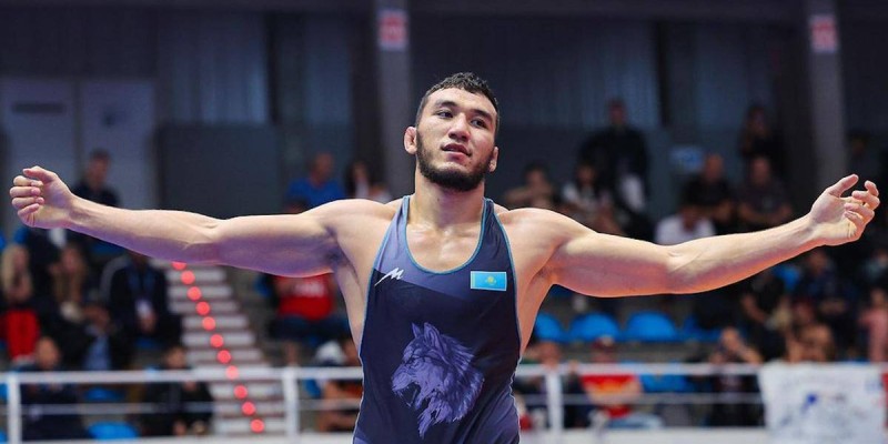 Сүйінші, ағайын! Ризабек Айтмұхан әлем чемпионатында тарихи жеңіске жетті