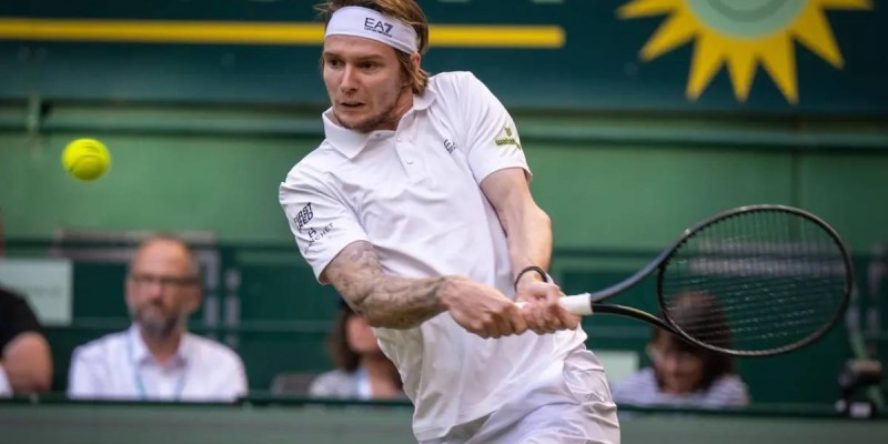 Қазақстандық теннисші тарихта болмаған жеңіске жетіп, сенсация жасады