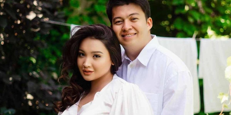 "Өлсе, өледі де": Танымал әнші бұрынғы күйеуінің хаттарын жариялап жіберді (ФОТО)