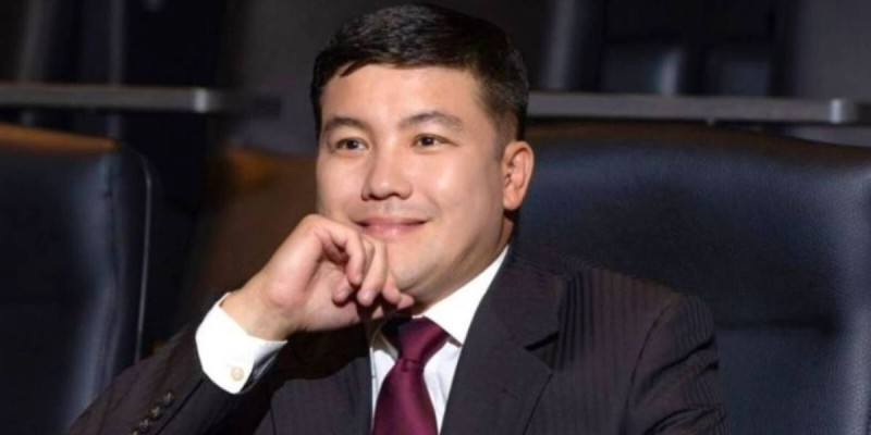 "Маған жазған": Мөлдір Тұрсынбектің "тоқалы" туралы тың деректі айтты (ВИДЕО)