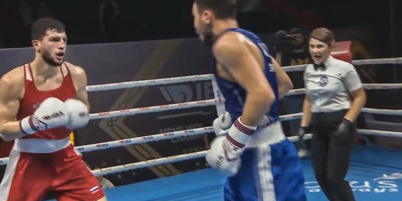 Спектакль басталды: Ресейлік боксшылар жүрген жерде әділеттілік ешқашан болмайды (ФОТО)