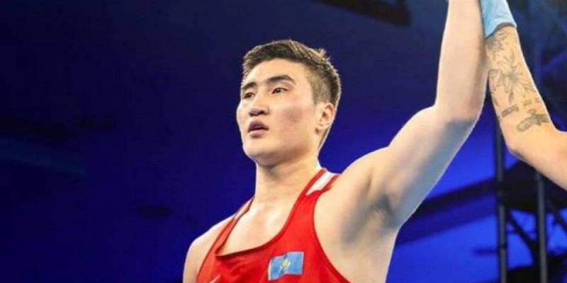 Қазақ баласы әлем чемпионатында өзбек боксшысынан оңбай жеңілді