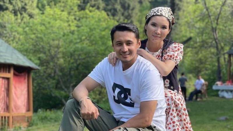 "Қызым болмаса да, үш келінім боалды": актер Рүстем Жаныаманов өзінің ішкі сырын айтты