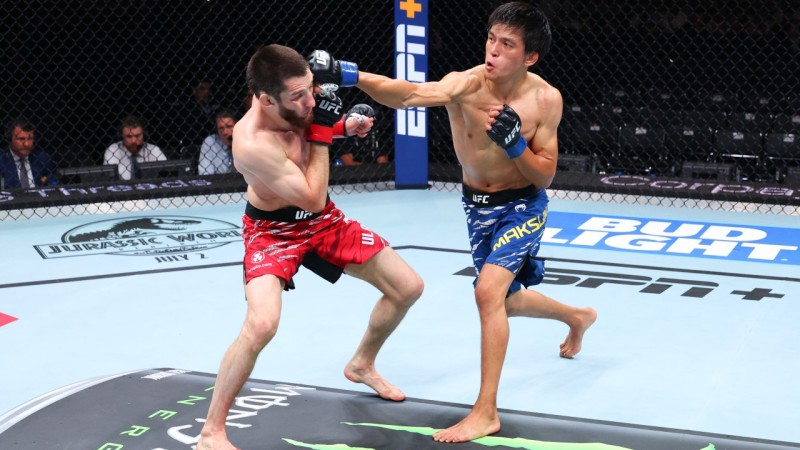 Хабибтің ықпалы ма, әділетсіз төрешілер ме: UFC-дегі қазақ батыры Азат Мақсұмға қиянат жасалды