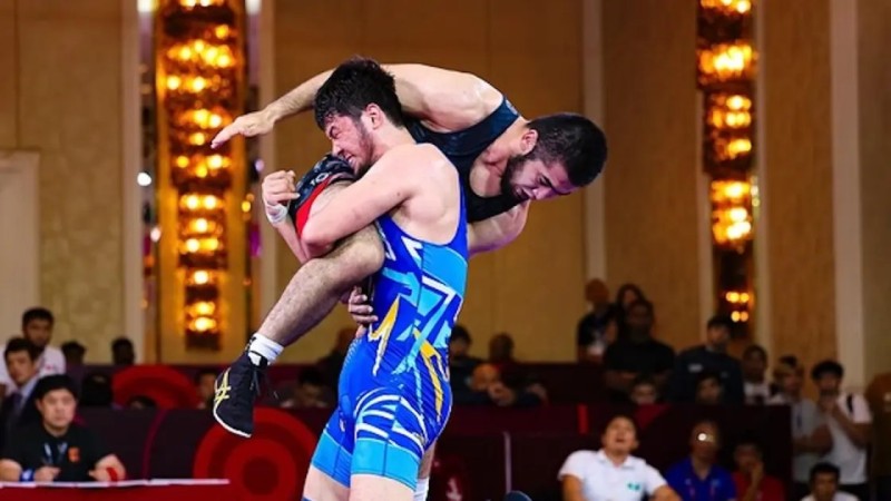 Өзбек пен қырғыздан оздық: қазақ балуандары Азия біріншілігінде жоғары нәтижеге жетті