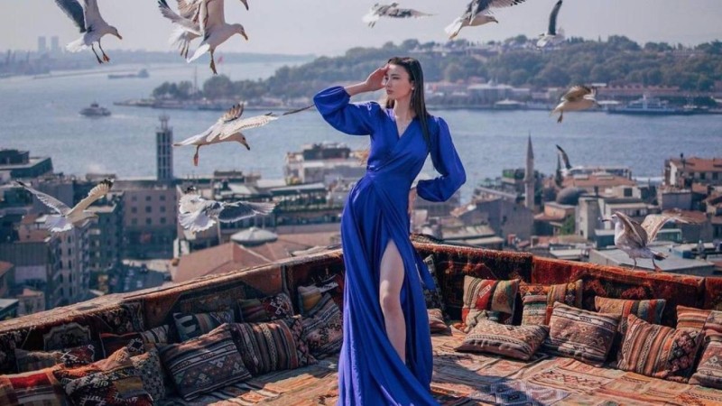 «Ханшайым»: Сабина Алтынбекова өз дене мүсінімен жұрттың назарын аударды (фото)