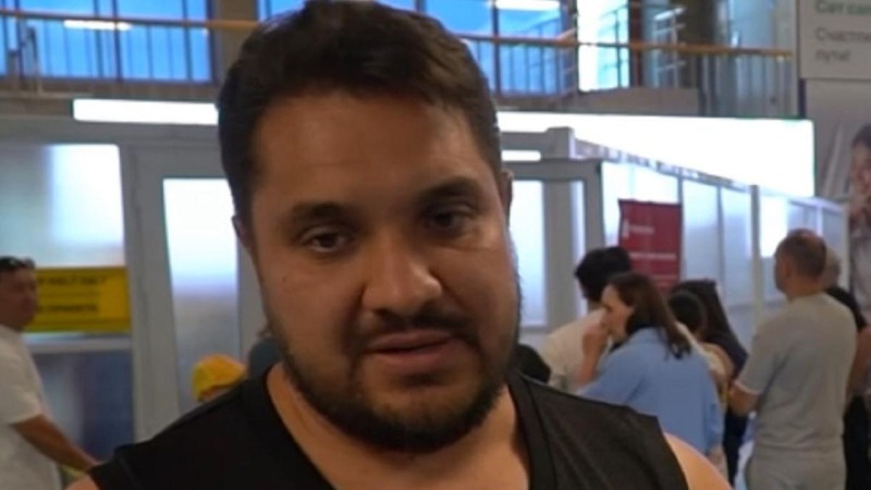 Әлем чемпионы атанған спортшы Семейдегі мектептің мұғалімі болып шықты