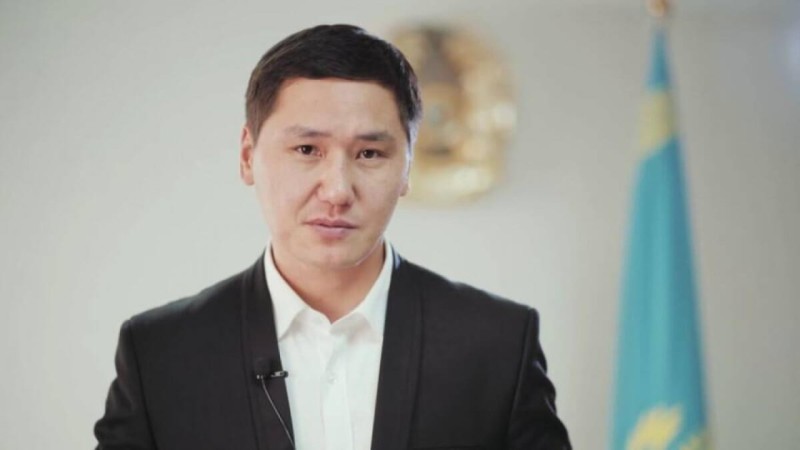 "Уәдеңізге қалай сенеміз?": Қызылордалық жанкүйерлер Бақтияр Артаевқа шүйлікті
