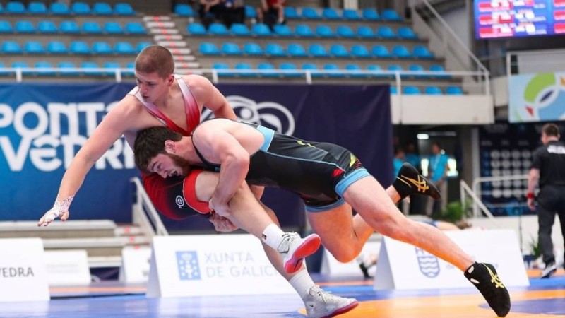 Тағы бір қазақ балуаны әлем чемпионатында ел күтпеген нәтижеге жетті