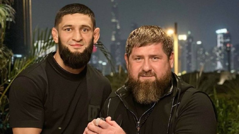 Рамзан Қадыров Шешенстаннан шыққан UFC чемпионына қымбат көлік сыйлады