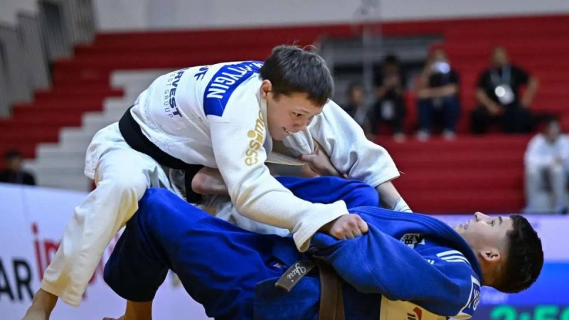 Қазақ дзюдошысы әлем чемпионатының финалына шығуы үшін өзбек спортшысымен белдеседі
