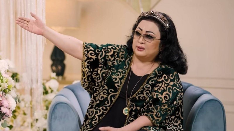 Доллар? Мақпал Жүнісова Сәкеннің ұлының тойына қымбат сыйлық бергенін айтты (ВИДЕО)