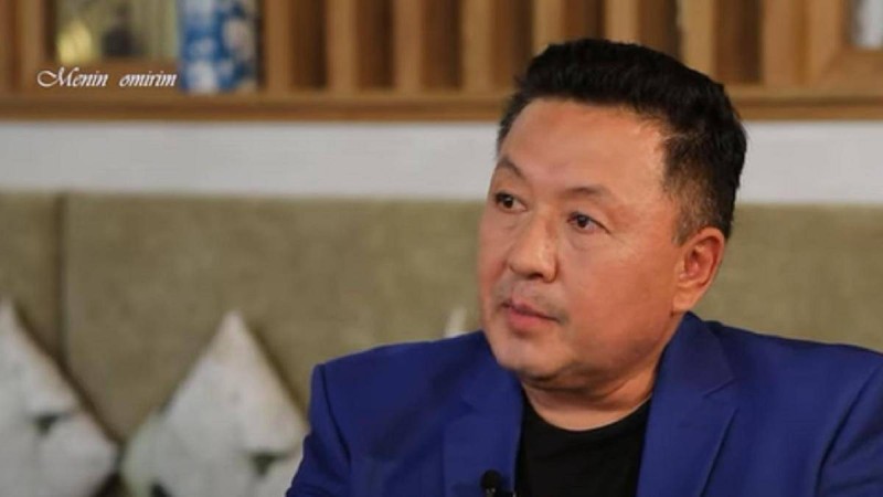 "Ата болмадым, жастар асықпайды екен": Танымал актер іштегі өкінішін айтты