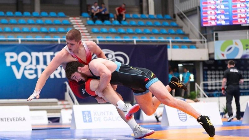 Қазақ балуаны әлем чемпионатында сенсация жасап, ел күтпеген жеңіске жетті