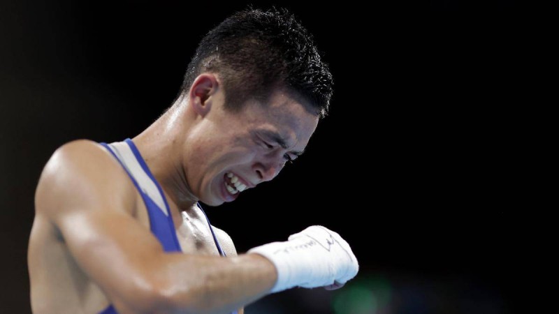 Сәкен Бибосыновтың ұзақ уақыттан кейінгі алғашқы жекпе-жегі ірі есеппен аяқталды