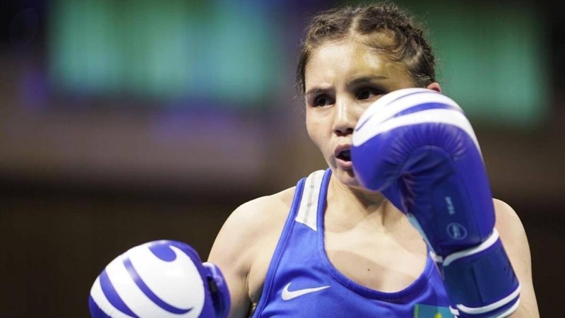 Сүйінші, ағайын! 5 баланың анасы бокстан Қазақстанның чемпионы атанды