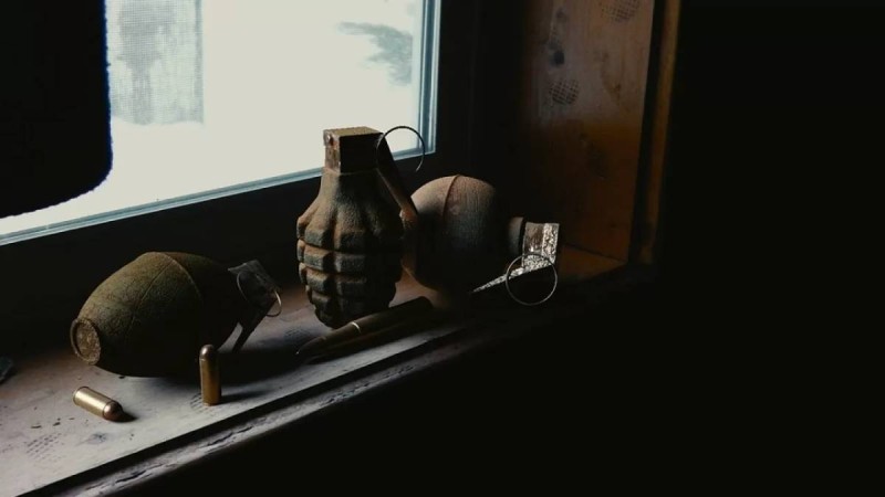 Сұмдық жағдай! Пойыз ішінде ер адам граната жарып, төрт адам қаза тапты