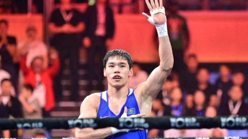 Тағы бір қазақ боксшысы әлем чемпионатының ширек финалына шықты