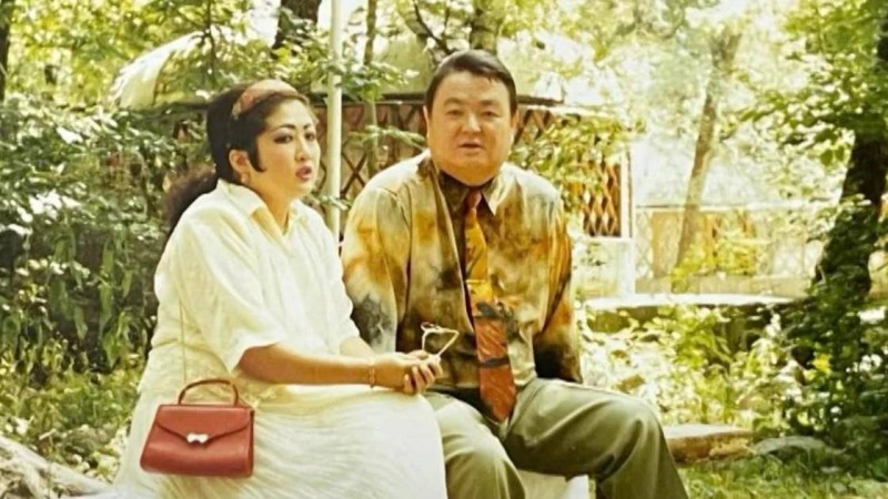 "Маған Халық әртісі берілгенде байым қуанған жоқ": Мақпал Жүнісова елден жасырған құпиясын ашты (ВИДЕО)