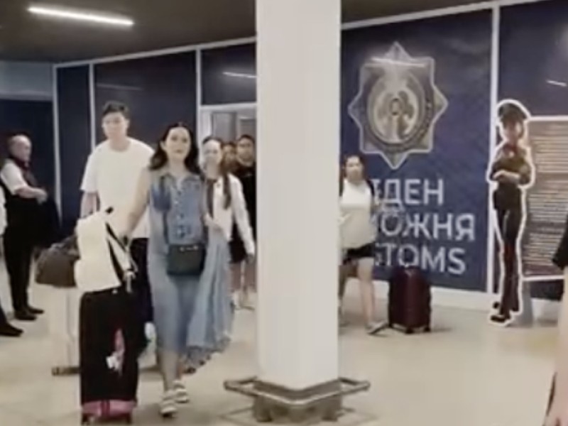 Иран-Израиль ахуалы ушығып, жүздеген қазақстандық Дубайдан шұғыл елге оралды