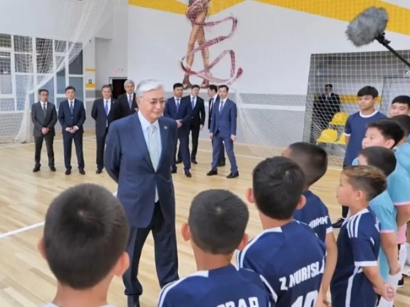 «Футбол ойнайды, қақпашы»: президент Тоқаев өз немересі туралы тың деректі айтты (видео)