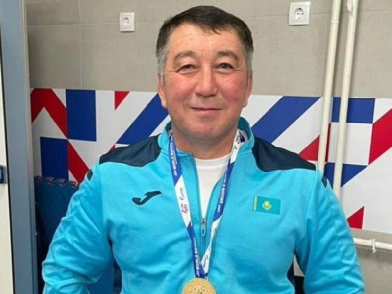 «Сезгенмін»: бас бапкер өзбек боксшыларының жарысқа неге келмегенін түсіндірді
