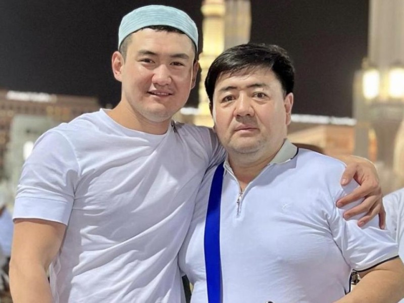 "Алла берген тоқтатпа өнеріңді": Төреғалидың әкесі ұлына ескерту жасады