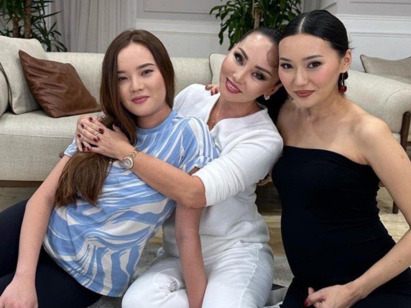 "Немерем емес": Баян Алагөзова өзінің әже екенін мойындағысы келмейді (видео)