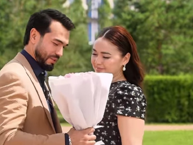 "Сіз үшін бақытты отбасы деген не?": Мөлдір Мұқанова жұртты алаңдатып қойды (ВИДЕО)