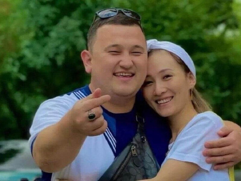 "Қан кетіп, ауруханаға түстім": Елдос "Колобоктың" әйелі қорқынышты жайтты айтты (ВИДЕО)