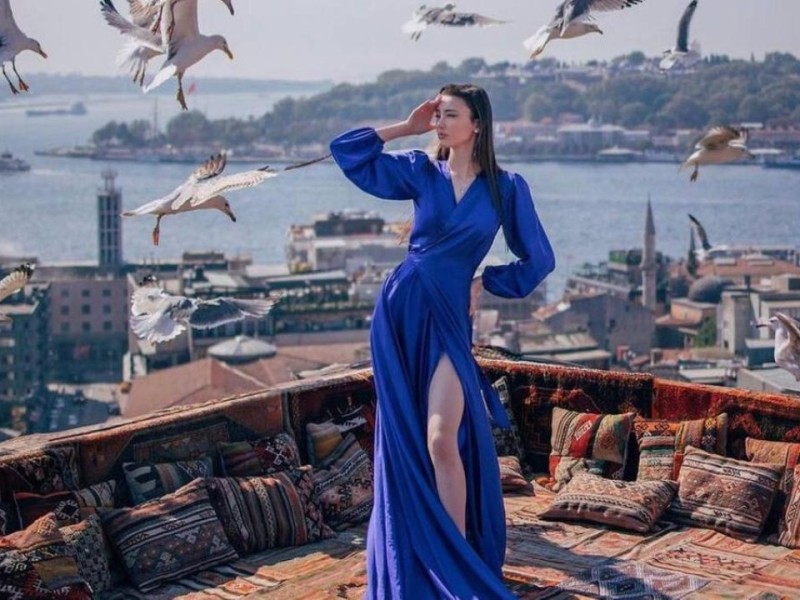 «Ханшайым»: Сабина Алтынбекова өз дене мүсінімен жұрттың назарын аударды (фото)