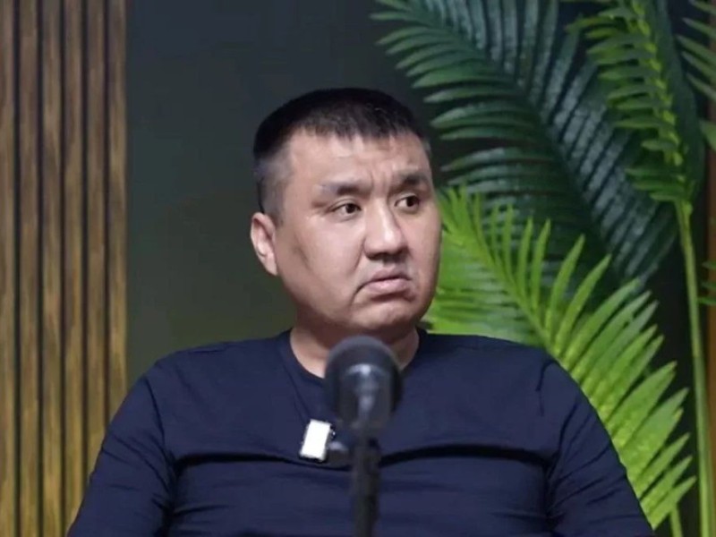 Ішкілікті қойғанын айтқан Алмас Өтешов "ауыр атлетиканың атасымен" кездесті (ВИДЕО)