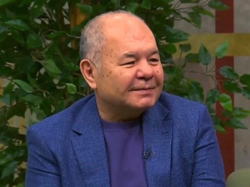 "Жүректегі ең жақсы сурет": Уәлибек Әбдірайымов немерелерімен қайда демалып жүр? (ФОТО)