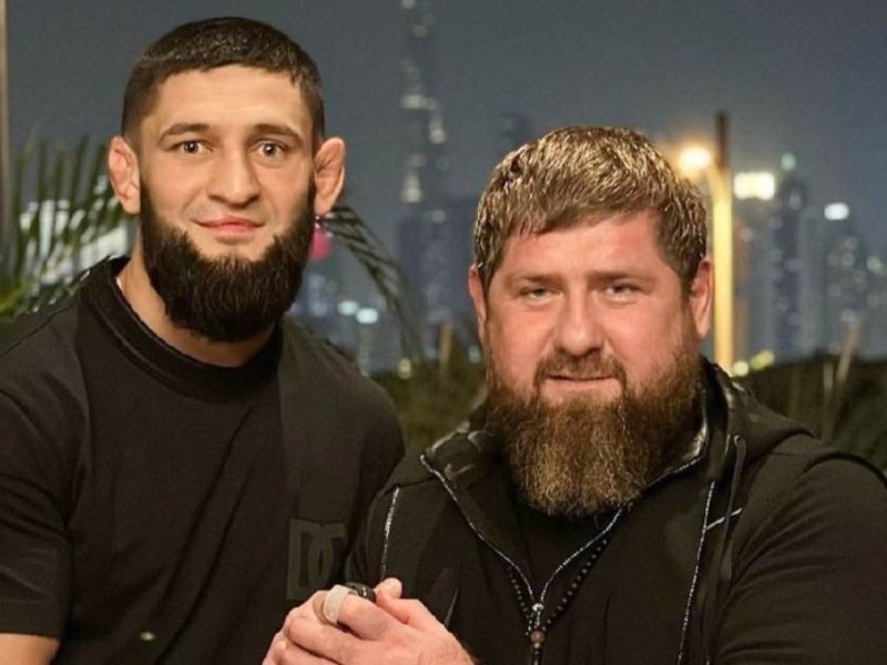 Рамзан Қадыров Шешенстаннан шыққан UFC чемпионына қымбат көлік сыйлады