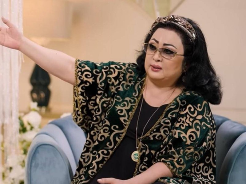 Доллар? Мақпал Жүнісова Сәкеннің ұлының тойына қымбат сыйлық бергенін айтты (ВИДЕО)