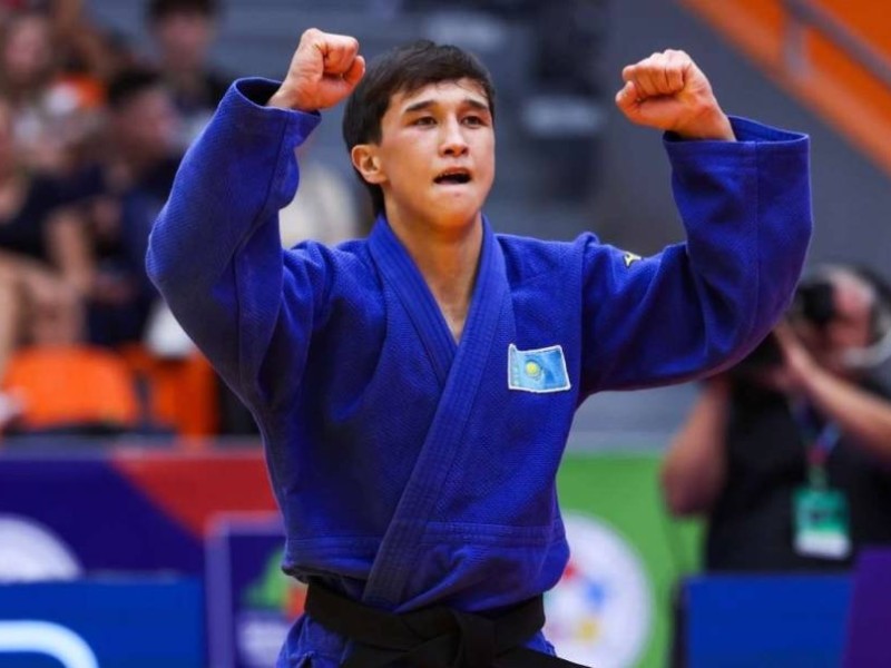 Қазақ баласы әлем чемпионатында тарих жасап, чемпион атанды