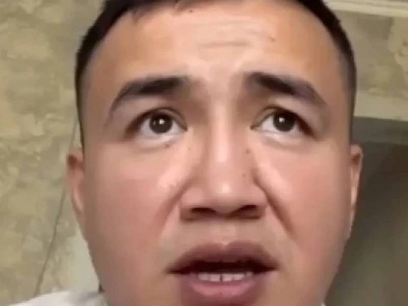 "Үйіне шақырды, таңертең жалаңаш ояндым": ІТ маманы өзін бастығы зорлағанын айтты (ВИДЕО)