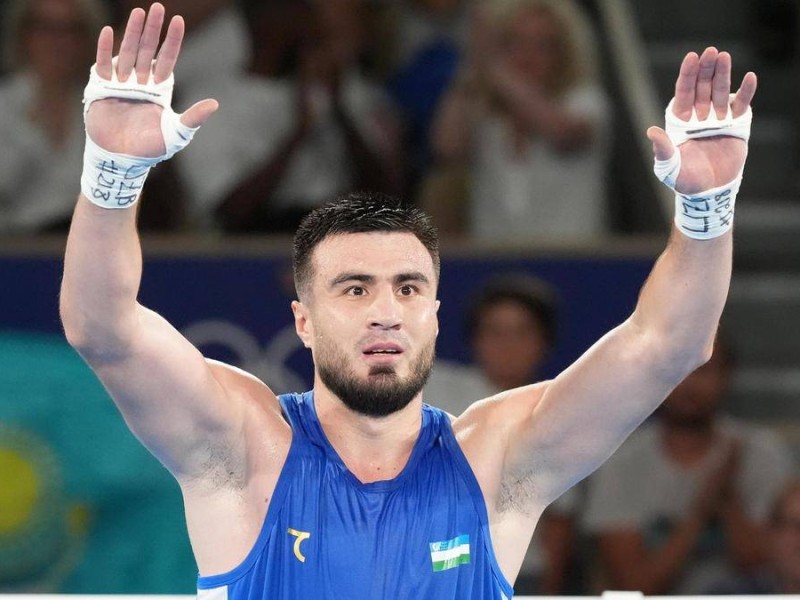Өзбек батыры үш дүркін Олимпиада чемпионы атану үшін боксқа оралды
