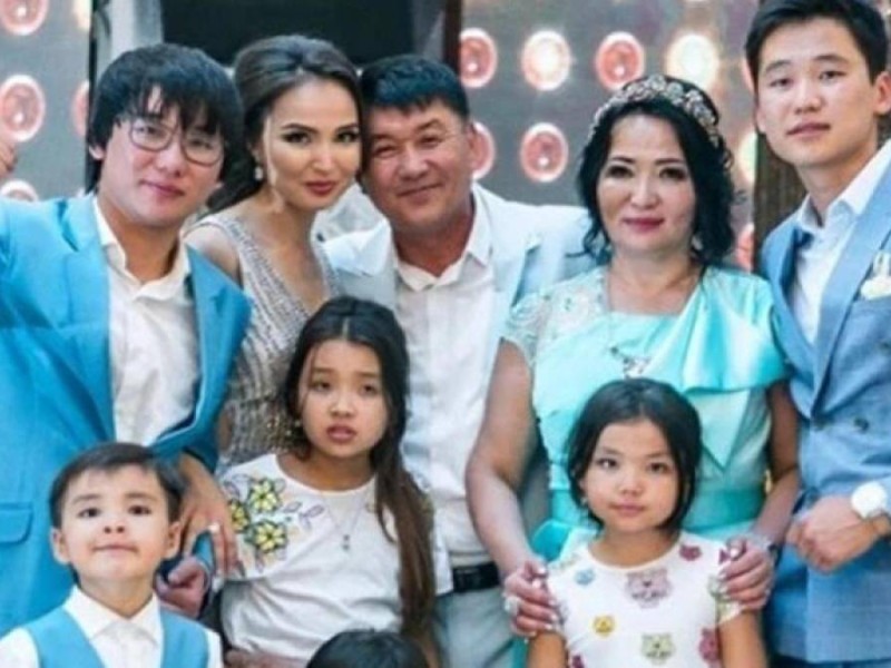 Сүйінші, ағайын! Қайрат Нұртастың отбасында тағы бір қуаныш болды (ФОТО)