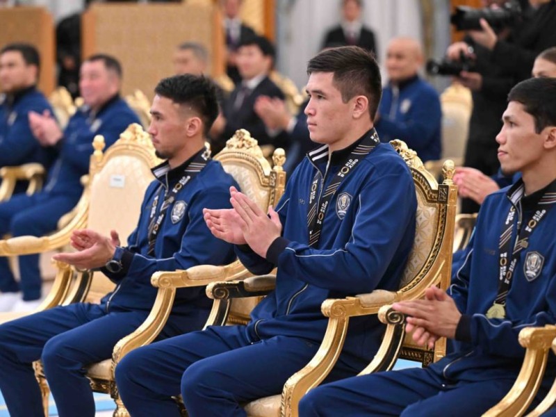 Қазақтар 7 салмақта көш бастады: Бокстан әлемдік рейтинг жаңарды