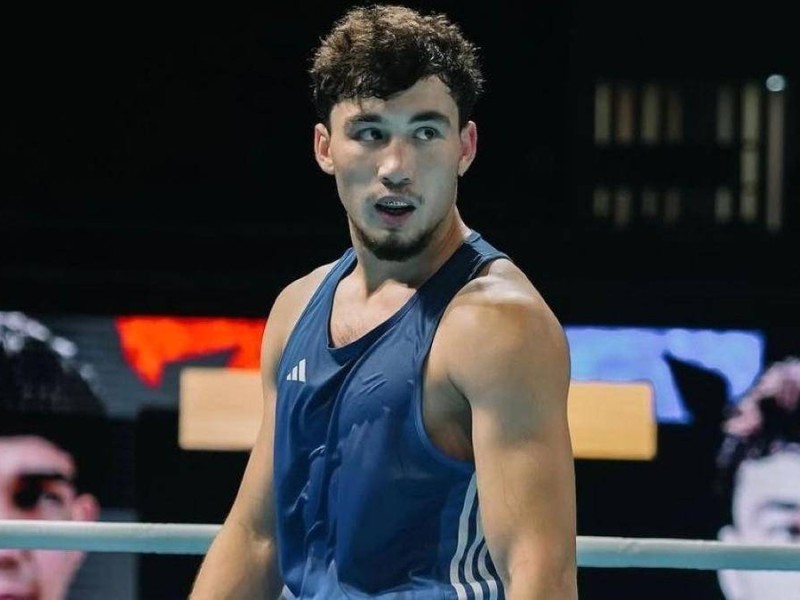 Әлем чемпионы атанған боксшы ел біріншілігінің финалына шыға алмады