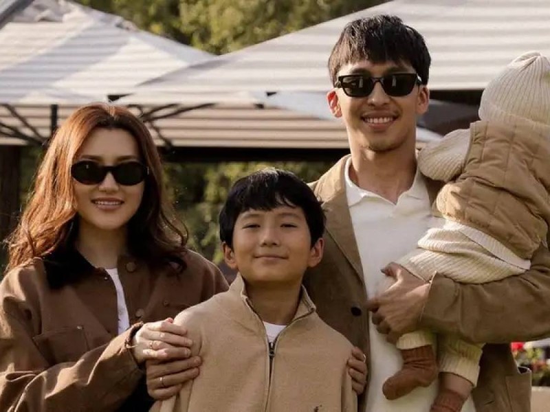 Әнші Райм Ерке Есмаханның үлкен ұлын көрсетіп, мақтанды (ФОТО)